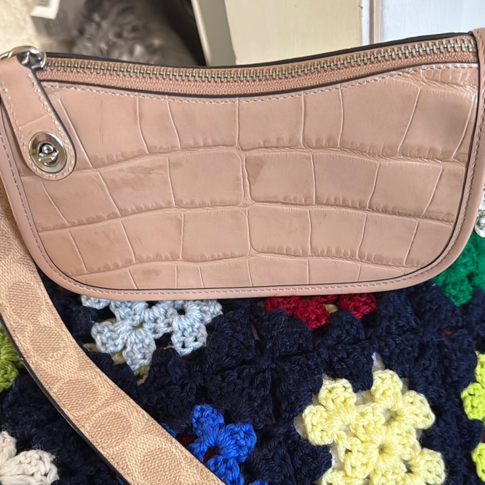 Tan Croc-Embossed Shoulder Bag with Silver Hardware Coach Swinger bag